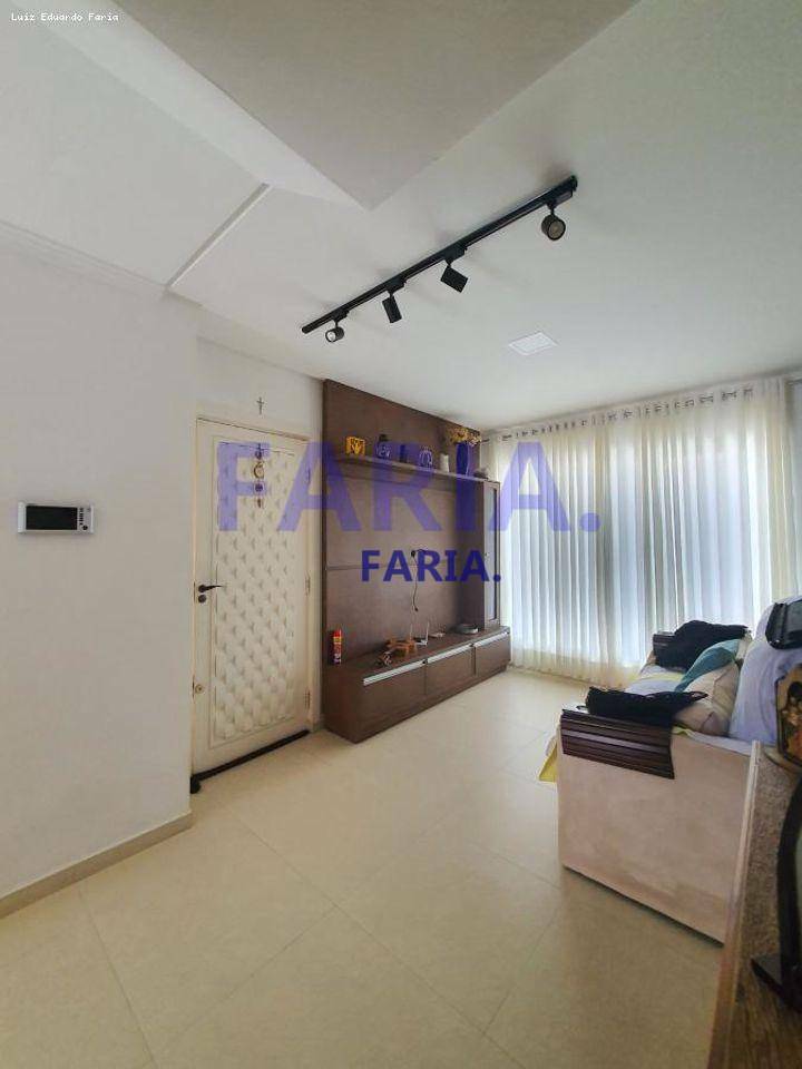 Casa à venda com 3 quartos, 140m² - Foto 3