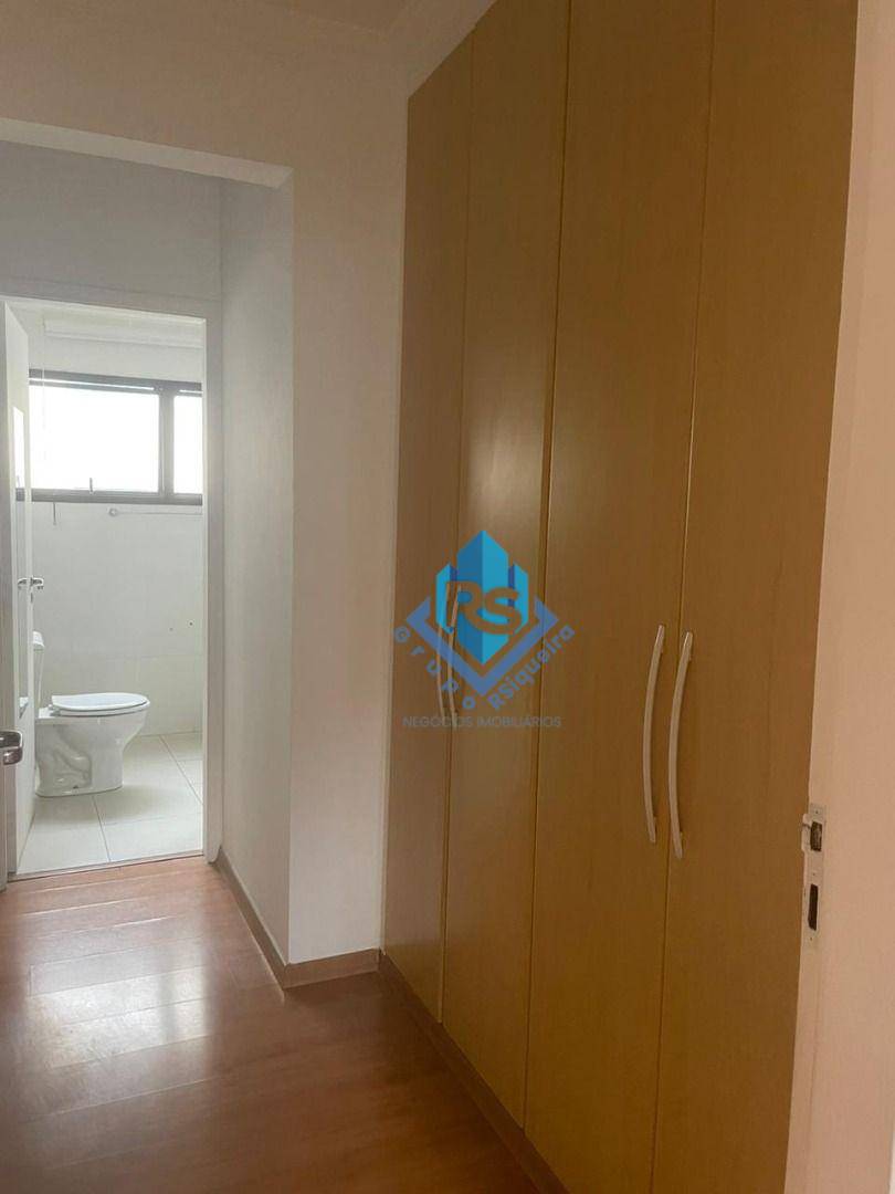 Apartamento à venda com 3 quartos, 139m² - Foto 19