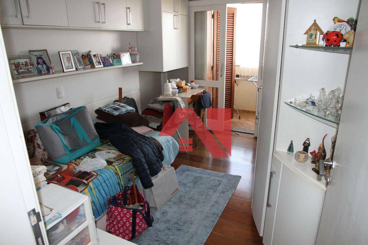 Apartamento à venda com 4 quartos, 342m² - Foto 5