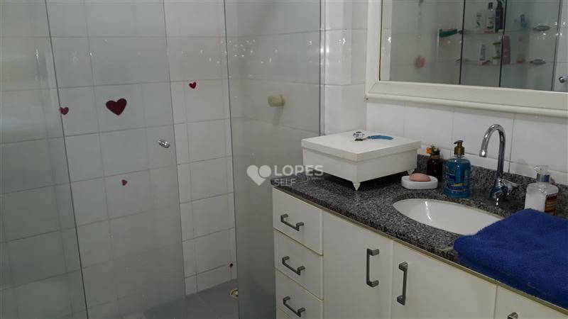 Apartamento à venda com 3 quartos, 95m² - Foto 17