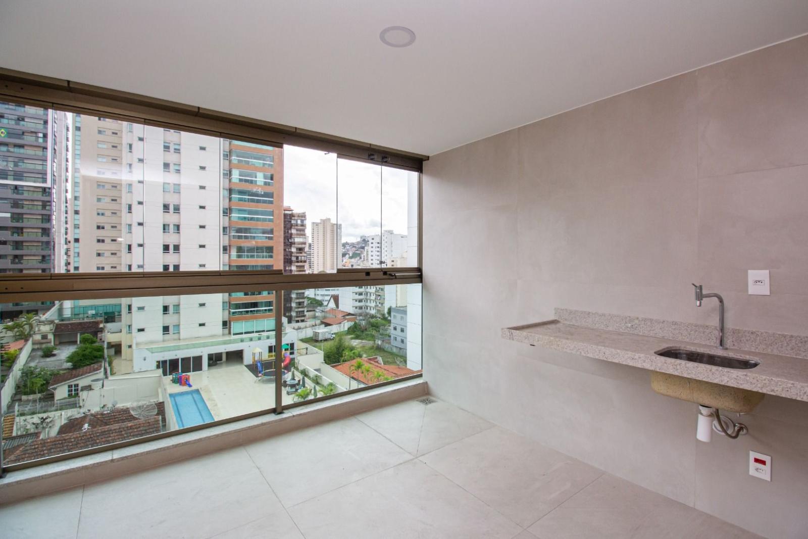 Apartamento à venda com 3 quartos, 107m² - Foto 11