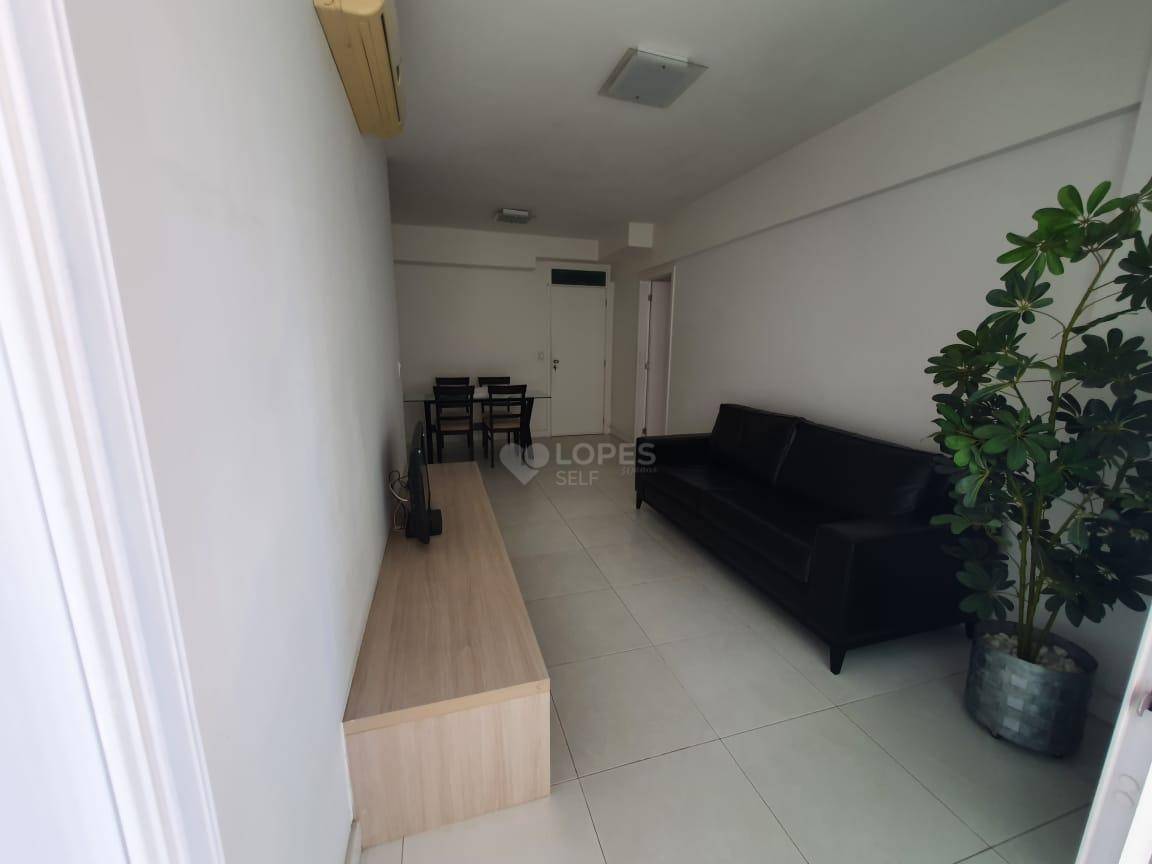 Apartamento à venda com 1 quarto, 54m² - Foto 3