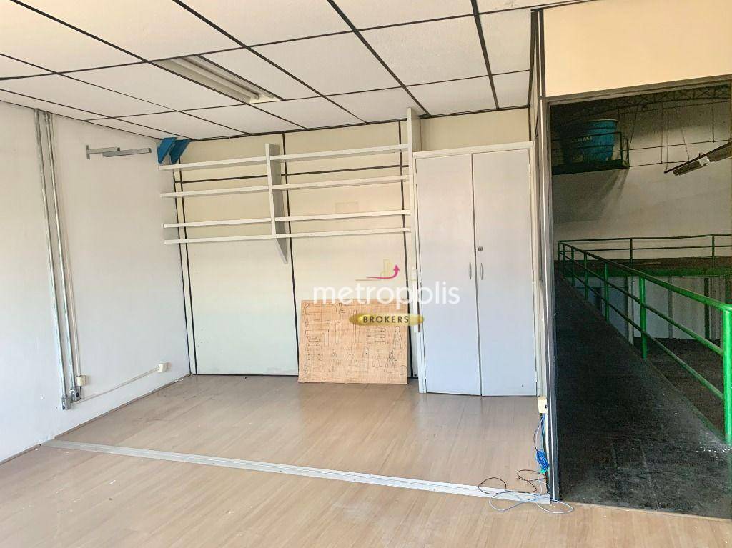 Depósito-Galpão-Armazém à venda e aluguel, 553m² - Foto 18