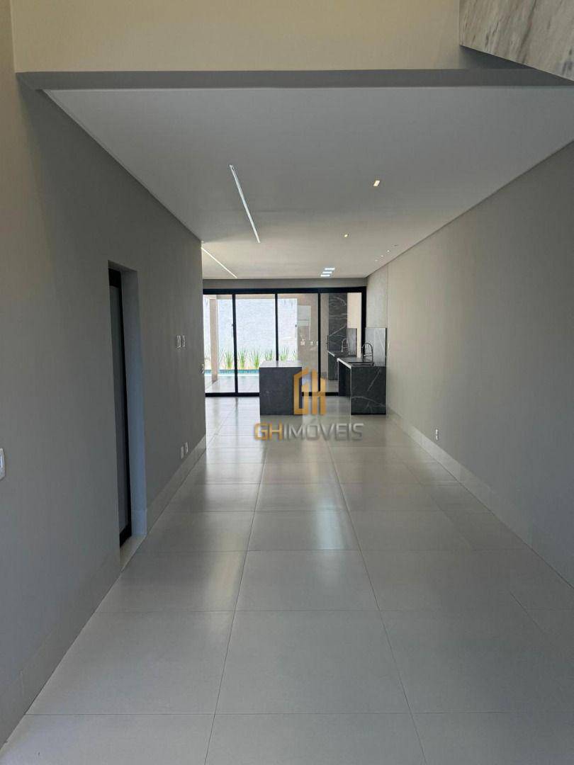 Sobrado à venda com 3 quartos, 175m² - Foto 2