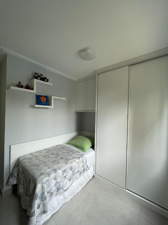 Apartamento à venda com 3 quartos, 65m² - Foto 14