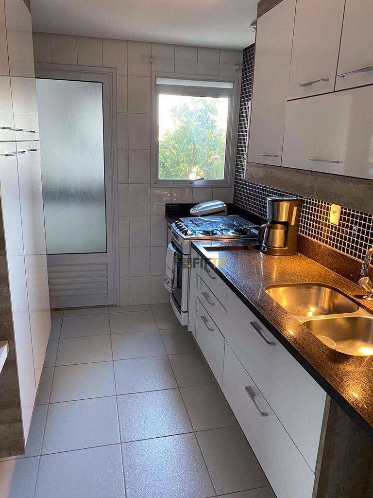 Apartamento à venda com 3 quartos, 143m² - Foto 28