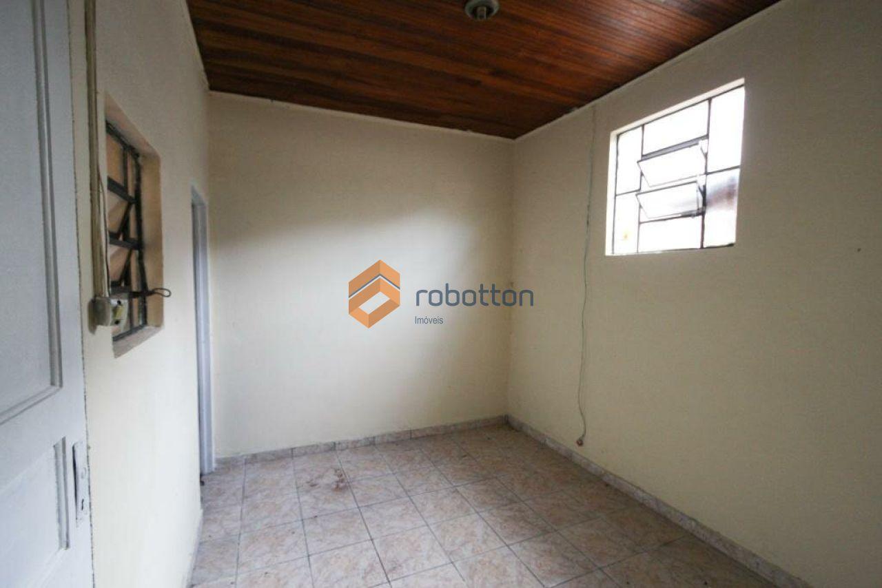 Casa para alugar com 2 quartos, 70m² - Foto 12