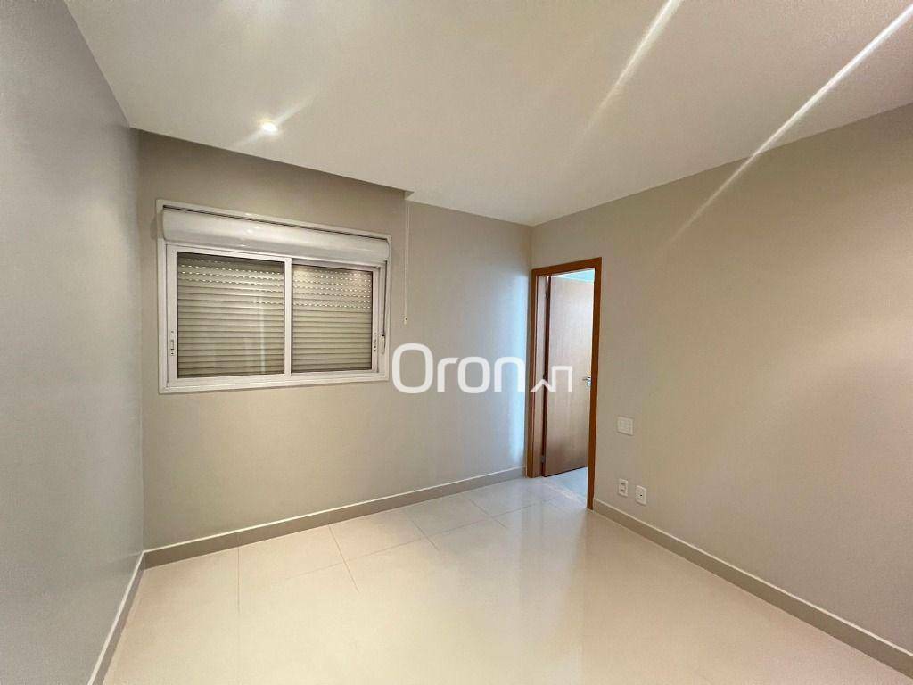 Apartamento à venda com 4 quartos, 216m² - Foto 10