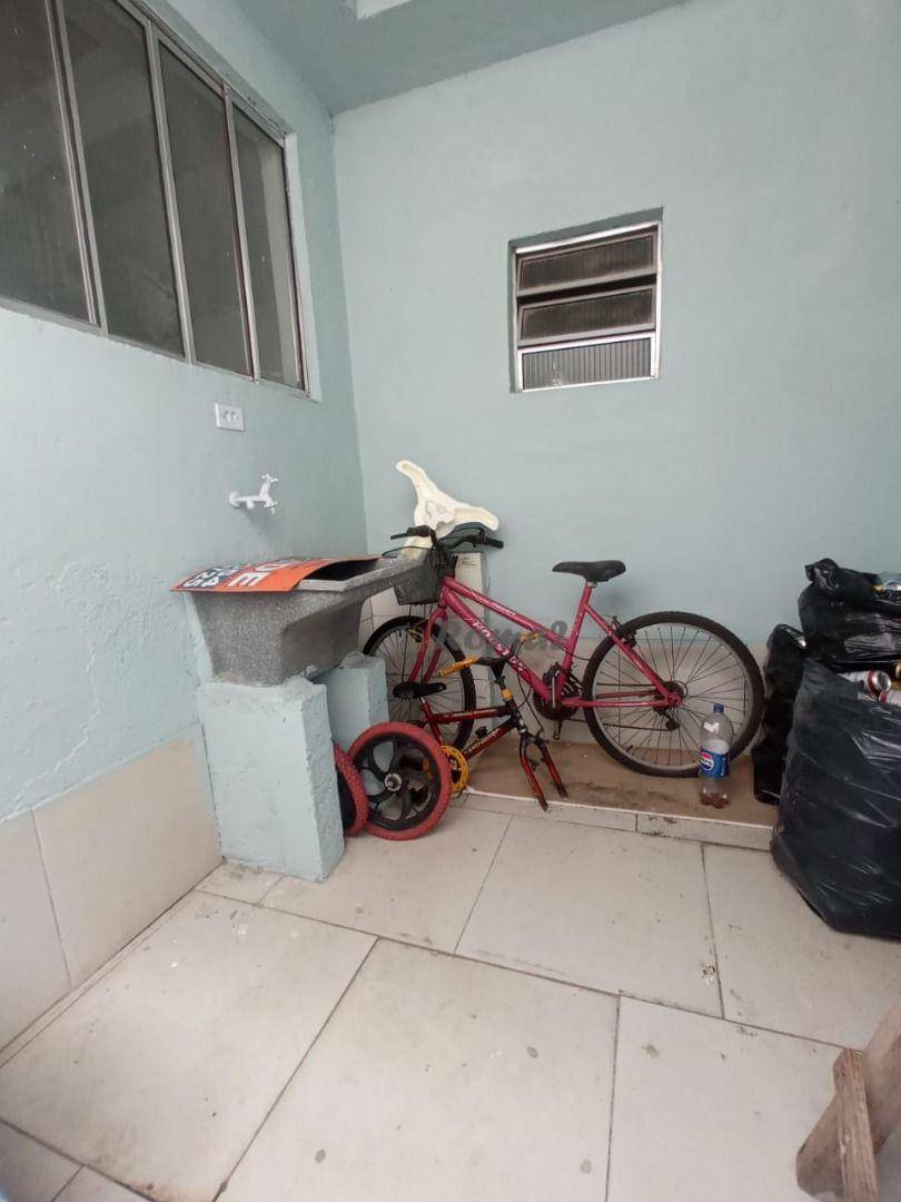 Casa para alugar com 2 quartos, 1M2 - Foto 5