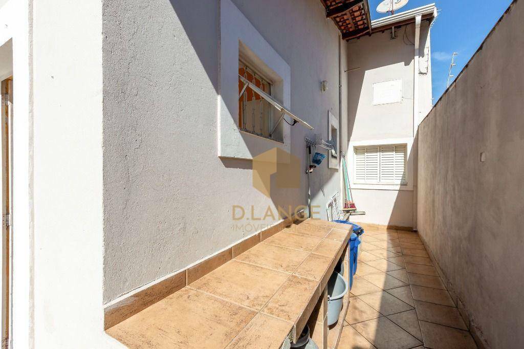 Casa à venda com 3 quartos, 265m² - Foto 27