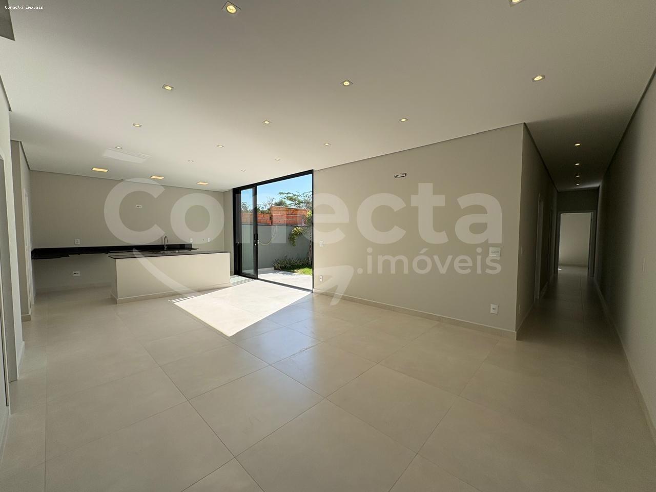 Casa à venda com 4 quartos, 155m² - Foto 7