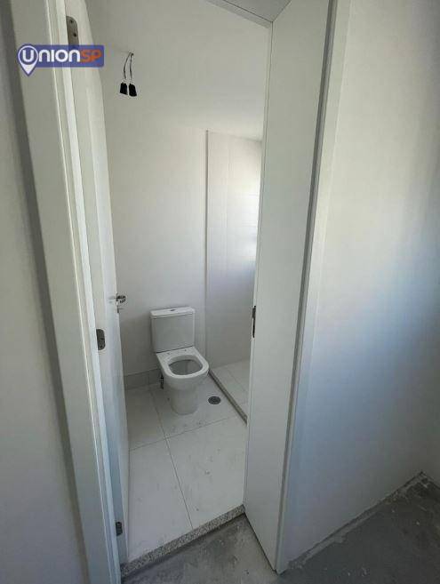 Apartamento à venda com 3 quartos, 157m² - Foto 9