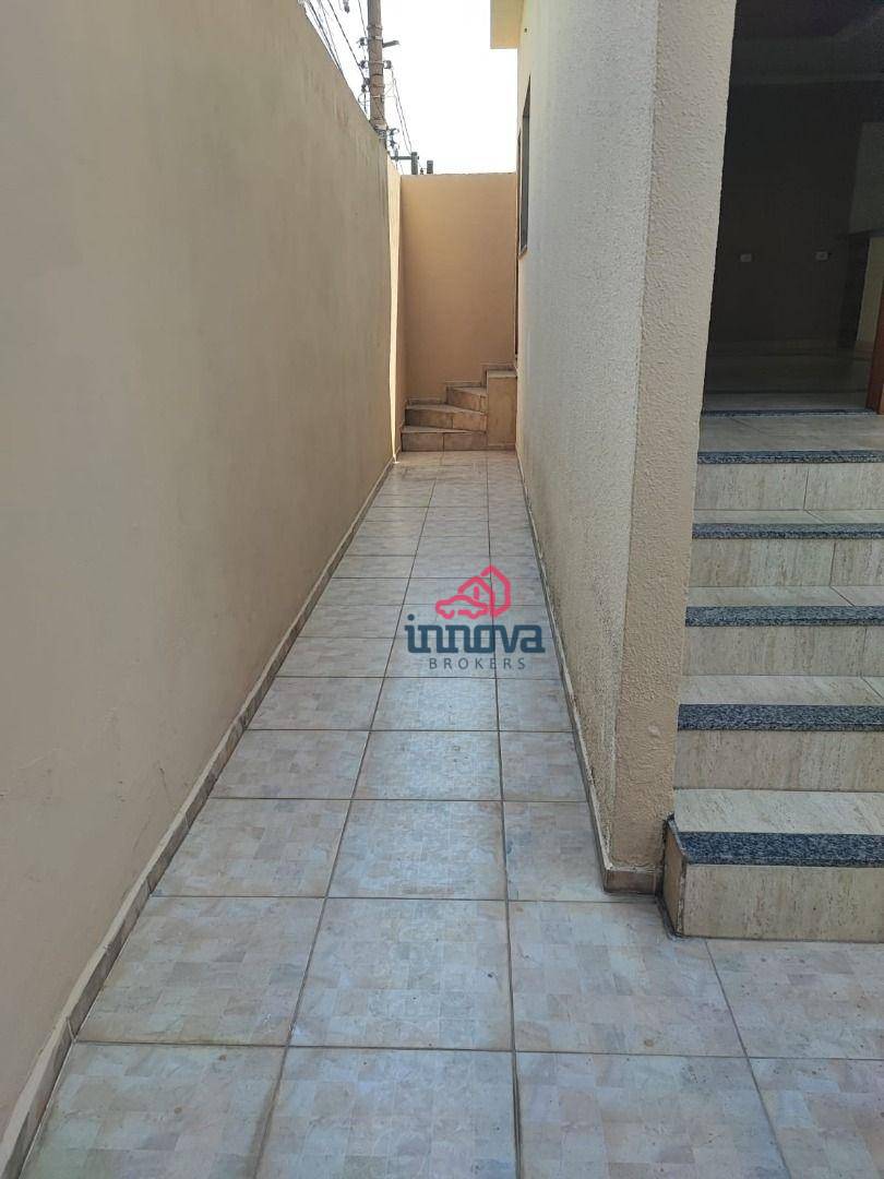 Sobrado à venda com 4 quartos, 129m² - Foto 4