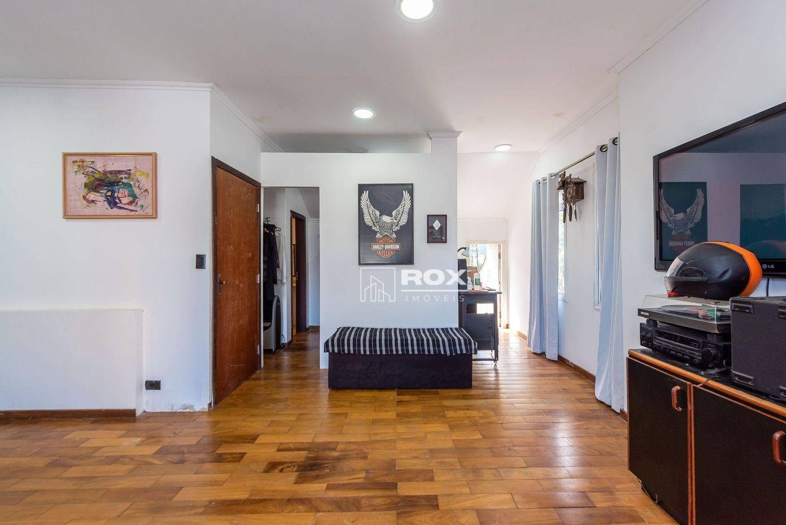 Casa à venda com 5 quartos, 250m² - Foto 23