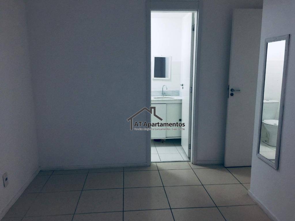 Apartamento à venda com 2 quartos, 55m² - Foto 13