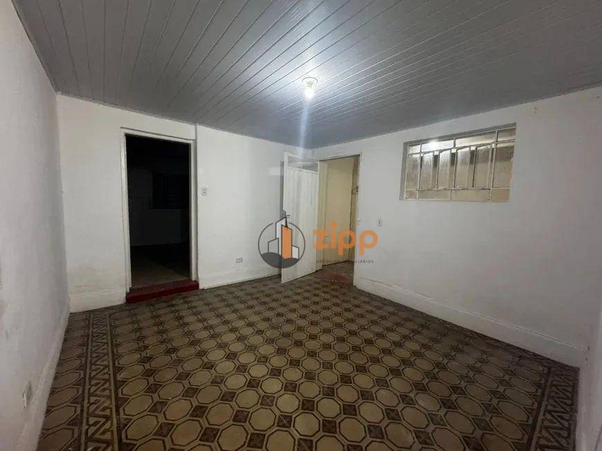 Casa para alugar com 2 quartos, 90m² - Foto 11