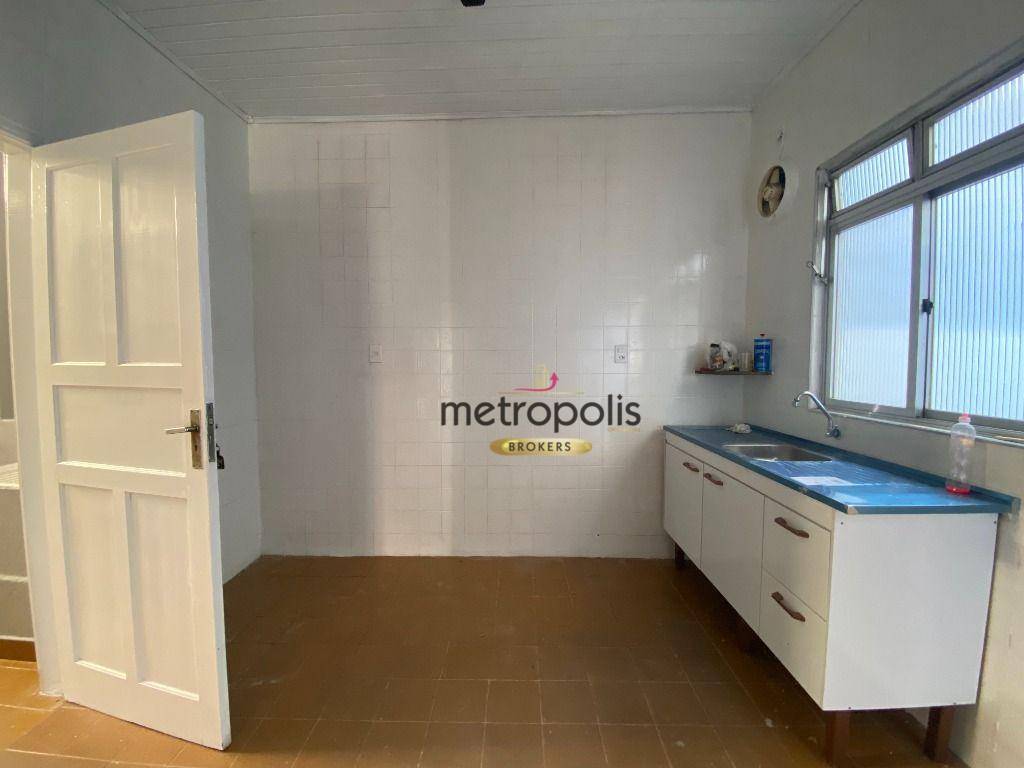 Casa para alugar com 2 quartos, 80m² - Foto 22