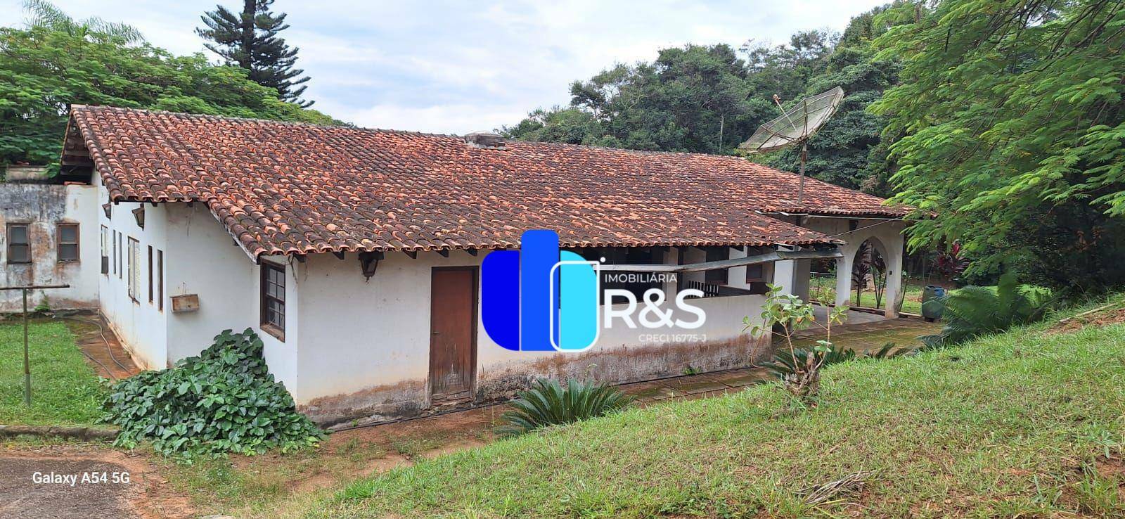 Sítio à venda com 3 quartos, 280m² - Foto 4