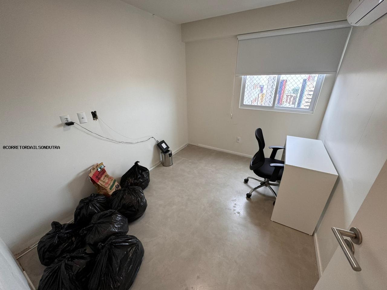 Apartamento à venda com 3 quartos, 71m² - Foto 11