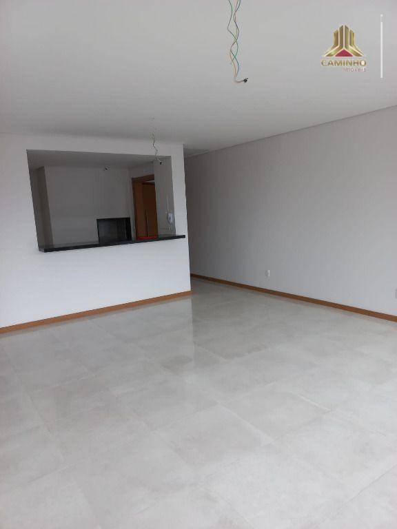 Apartamento à venda com 3 quartos, 104m² - Foto 4