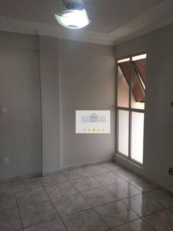 Apartamento à venda com 2 quartos, 58m² - Foto 7