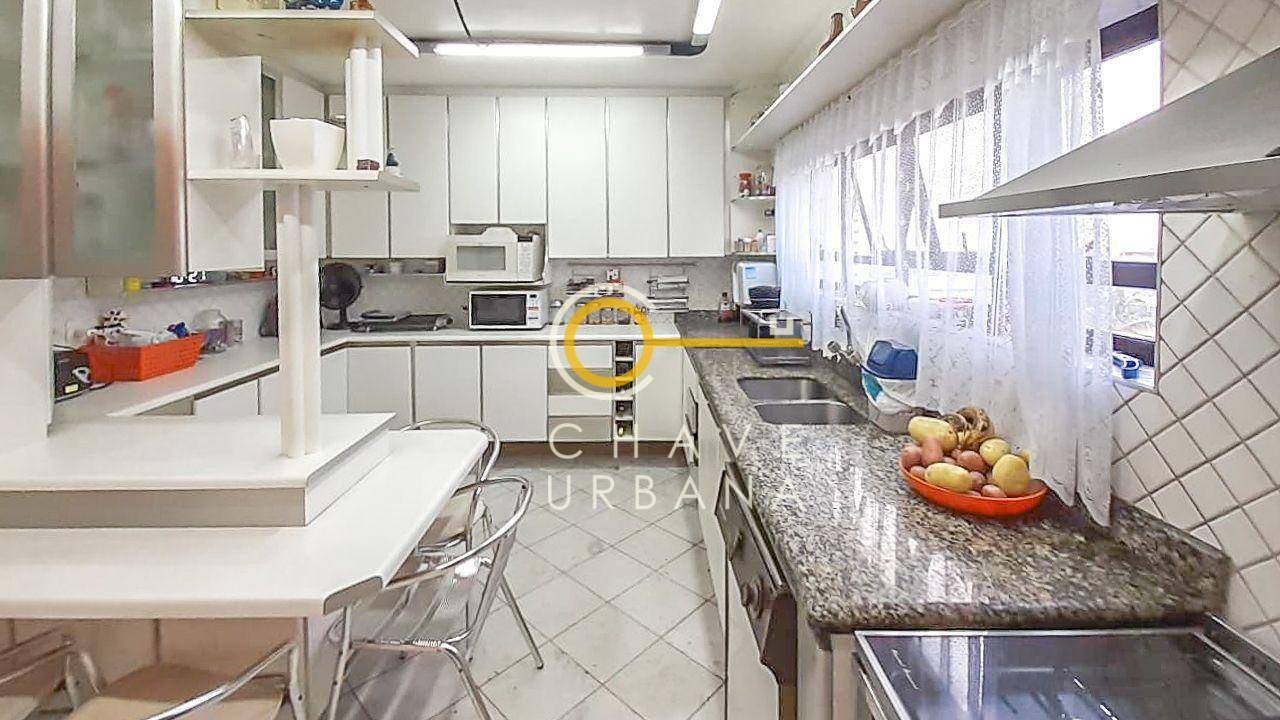 Apartamento à venda com 3 quartos, 187m² - Foto 21