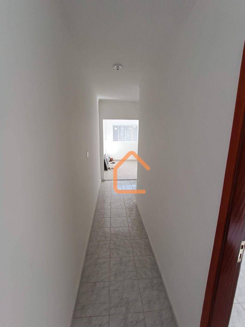 Casa à venda com 2 quartos, 105m² - Foto 5