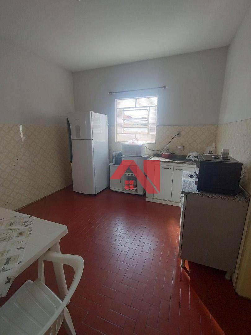 Casa à venda com 5 quartos, 180m² - Foto 5