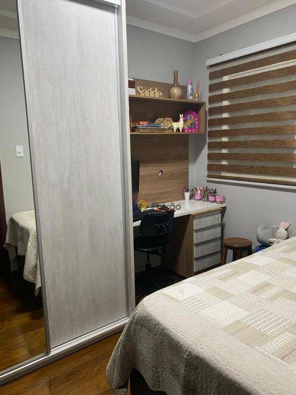 Sobrado à venda com 3 quartos, 264m² - Foto 14