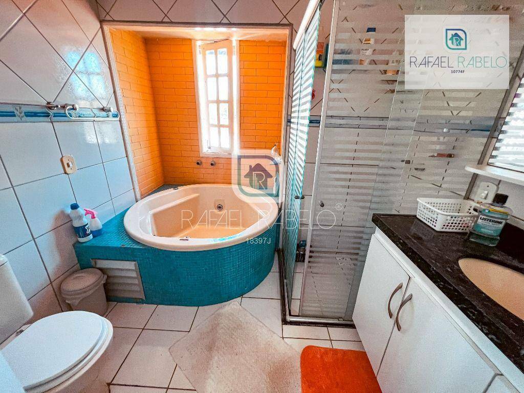 Casa de Condomínio à venda com 4 quartos, 263m² - Foto 17