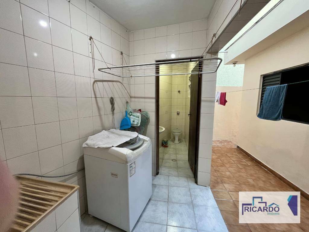 Casa à venda com 2 quartos, 250M2 - Foto 17