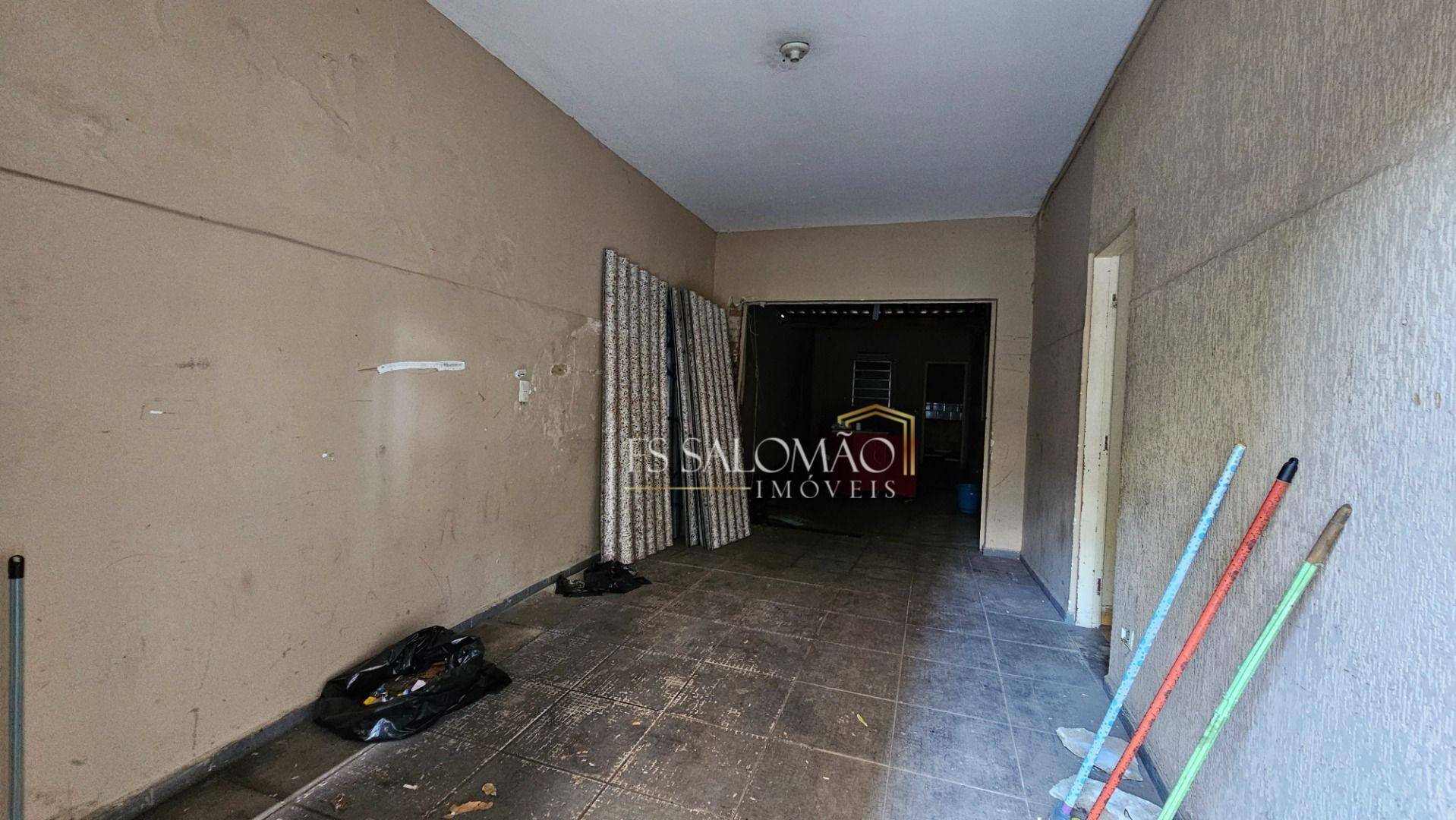 Sobrado à venda com 3 quartos, 200m² - Foto 11