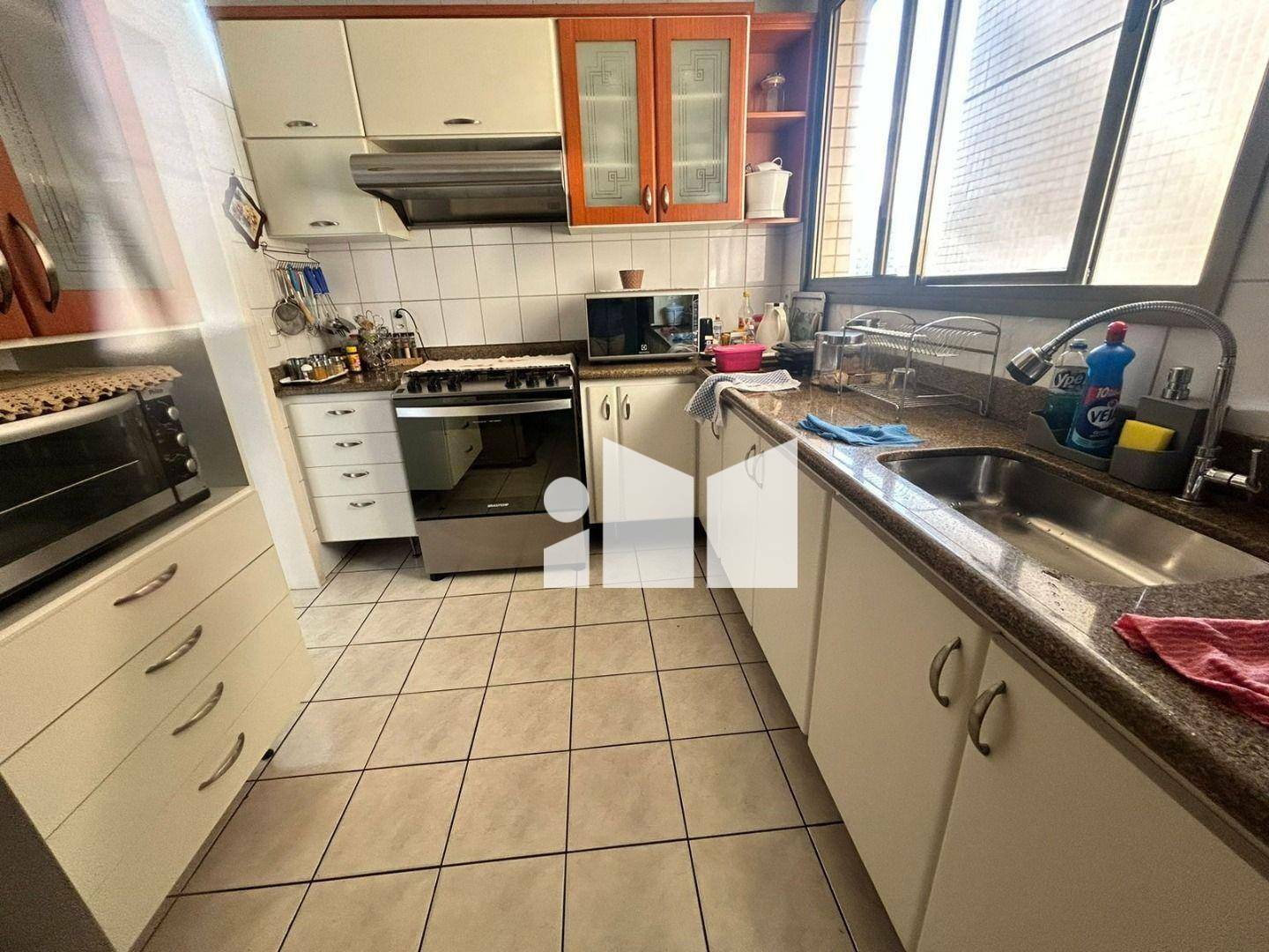 Apartamento à venda com 4 quartos, 250m² - Foto 17