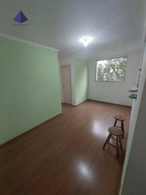 Apartamento à venda com 2 quartos, 48m² - Foto 7