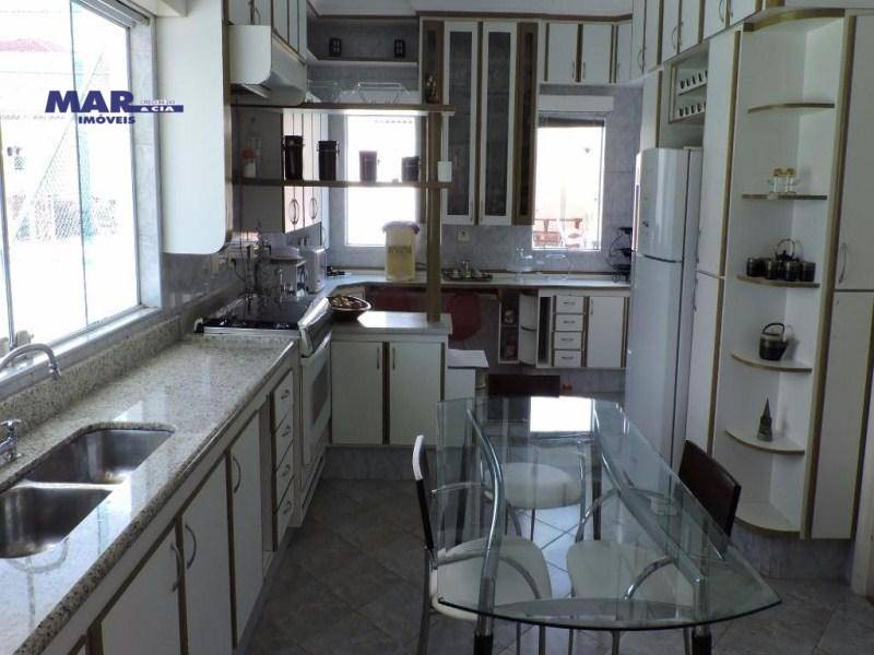 Casa à venda e aluguel com 4 quartos, 500m² - Foto 28