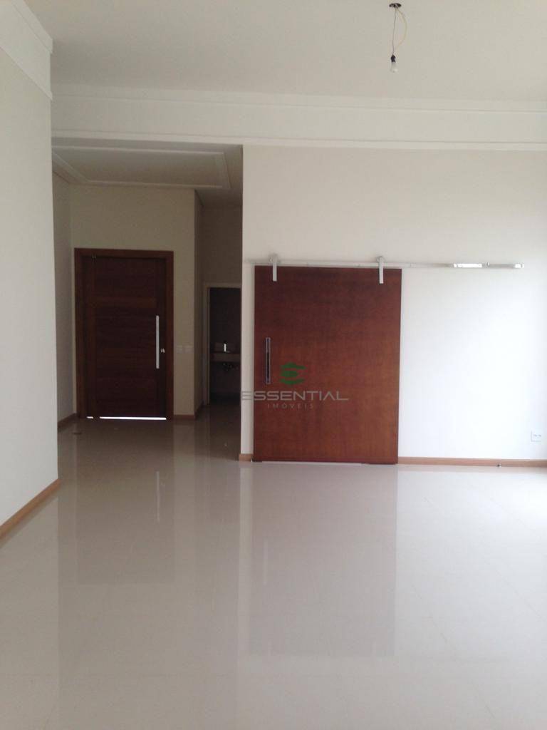 Casa de Condomínio à venda e aluguel com 3 quartos, 300m² - Foto 14