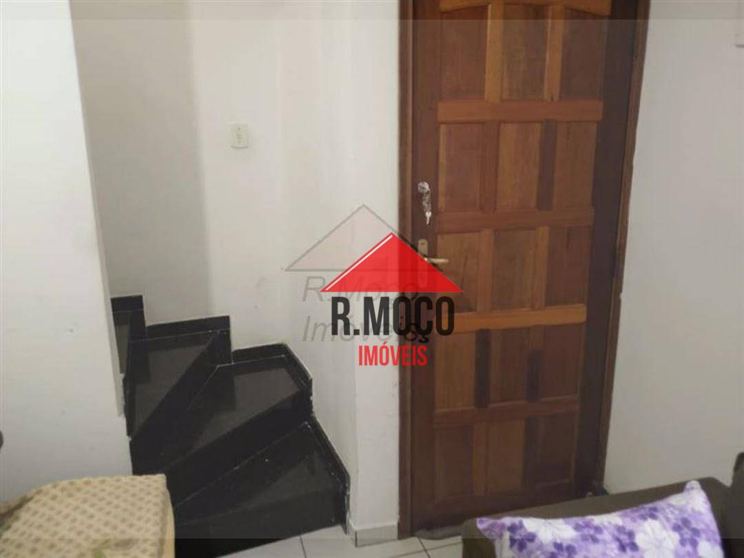 Sobrado à venda com 2 quartos, 73m² - Foto 13