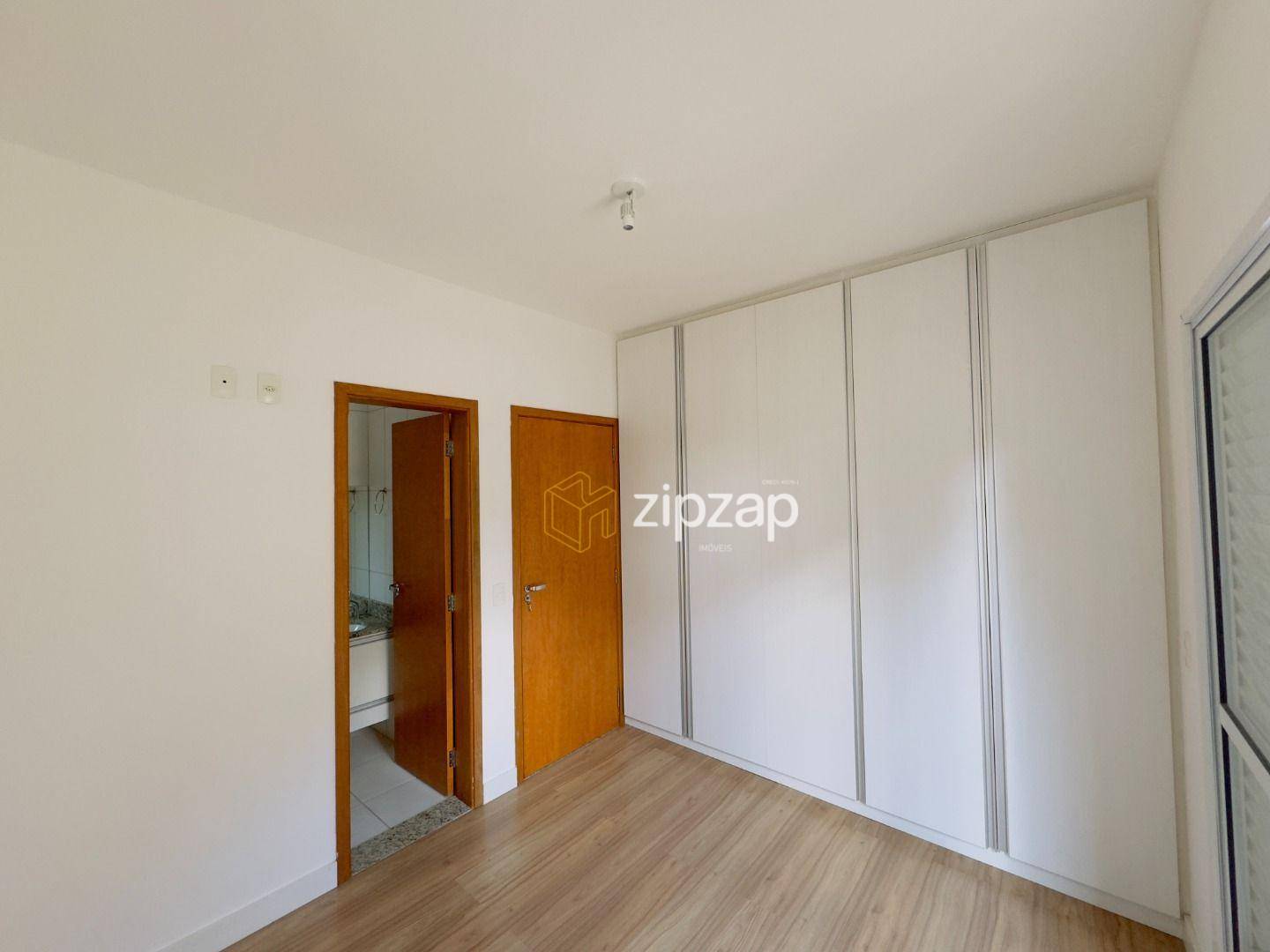 Apartamento para alugar com 3 quartos, 84m² - Foto 3