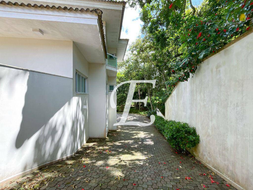 Casa de Condomínio à venda com 4 quartos, 450m² - Foto 42