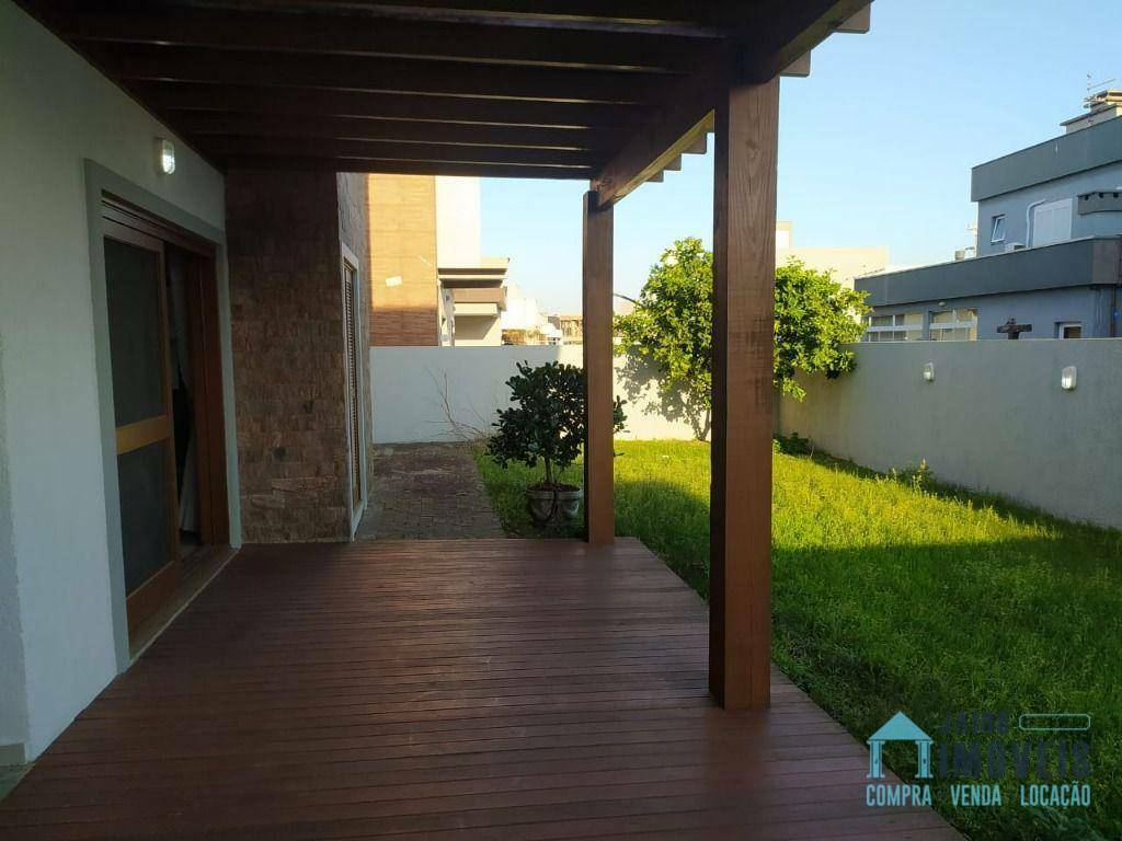 Casa à venda com 2 quartos, 160m² - Foto 7