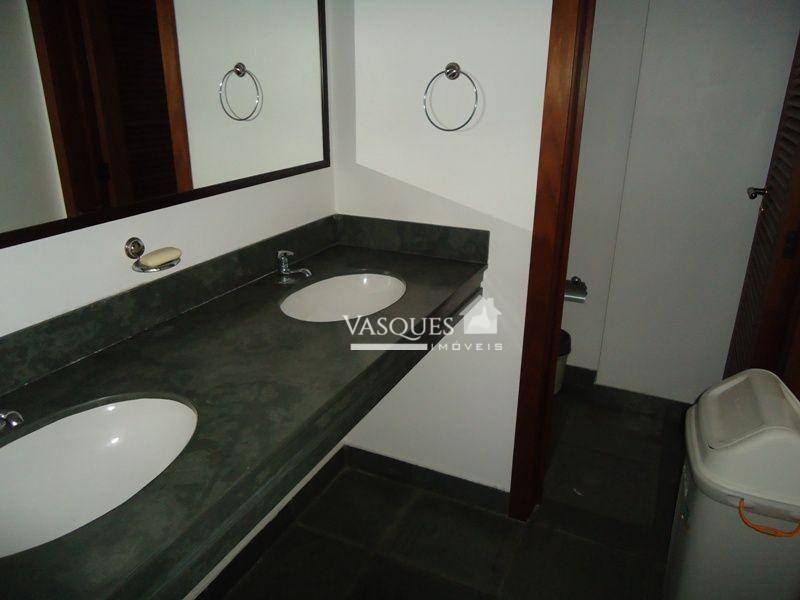 Apartamento para alugar com 2 quartos, 98m² - Foto 18