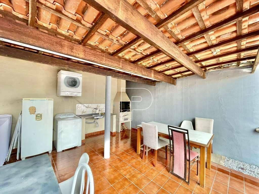 Casa de Condomínio à venda com 4 quartos, 350m² - Foto 42