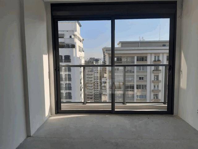 Apartamento à venda com 3 quartos, 205m² - Foto 10