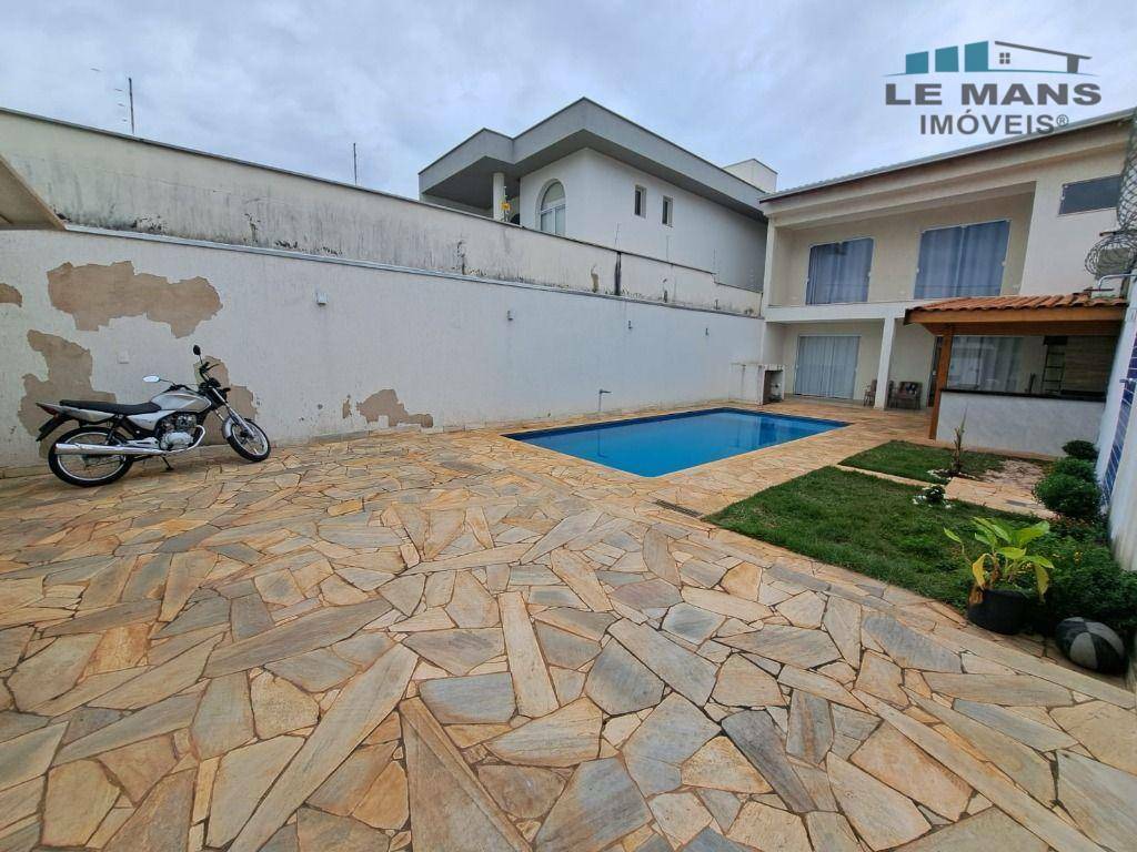 Casa à venda com 2 quartos, 150m² - Foto 7