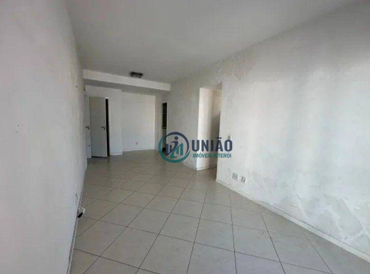 Apartamento à venda com 2 quartos, 70m² - Foto 5