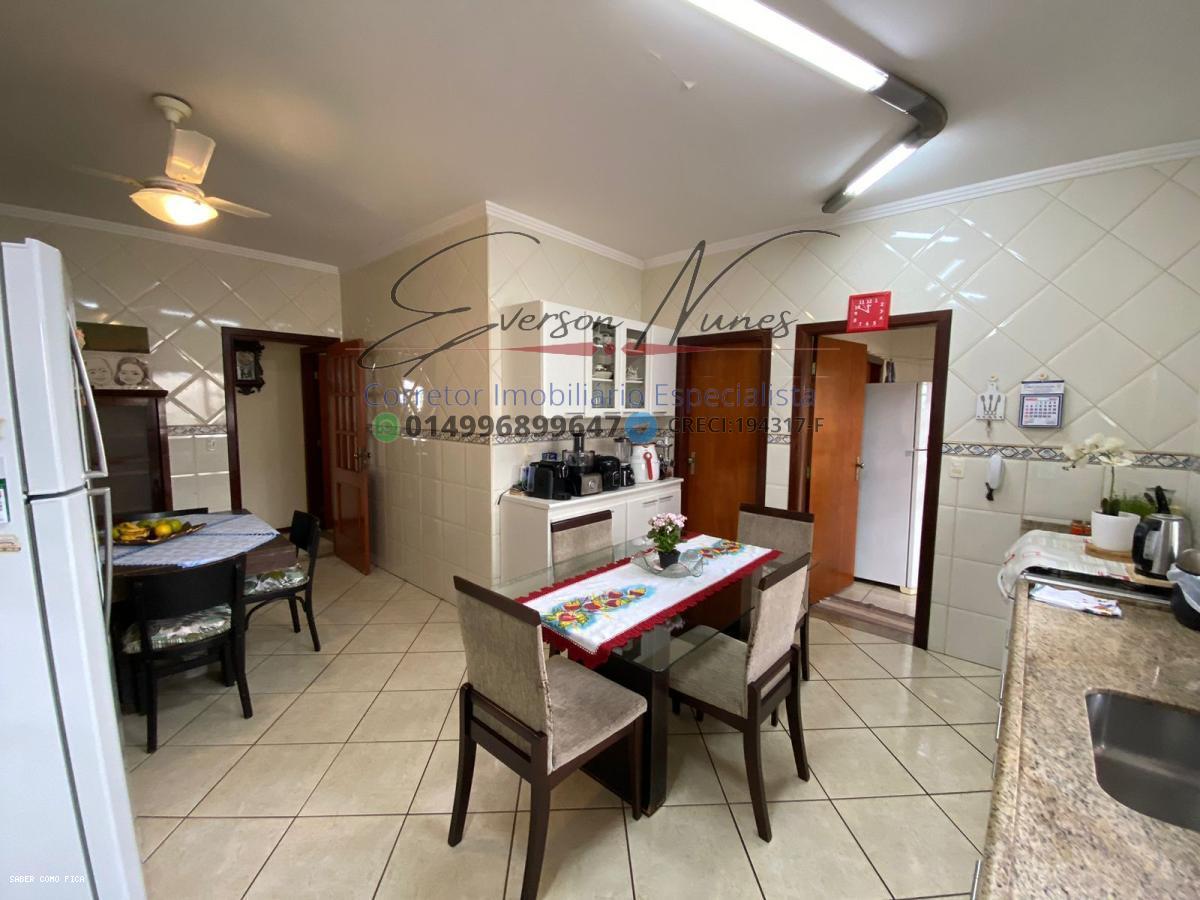 Casa à venda com 3 quartos, 360m² - Foto 13