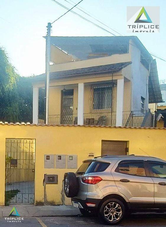 Casa à venda com 2 quartos, 128m² - Foto 2