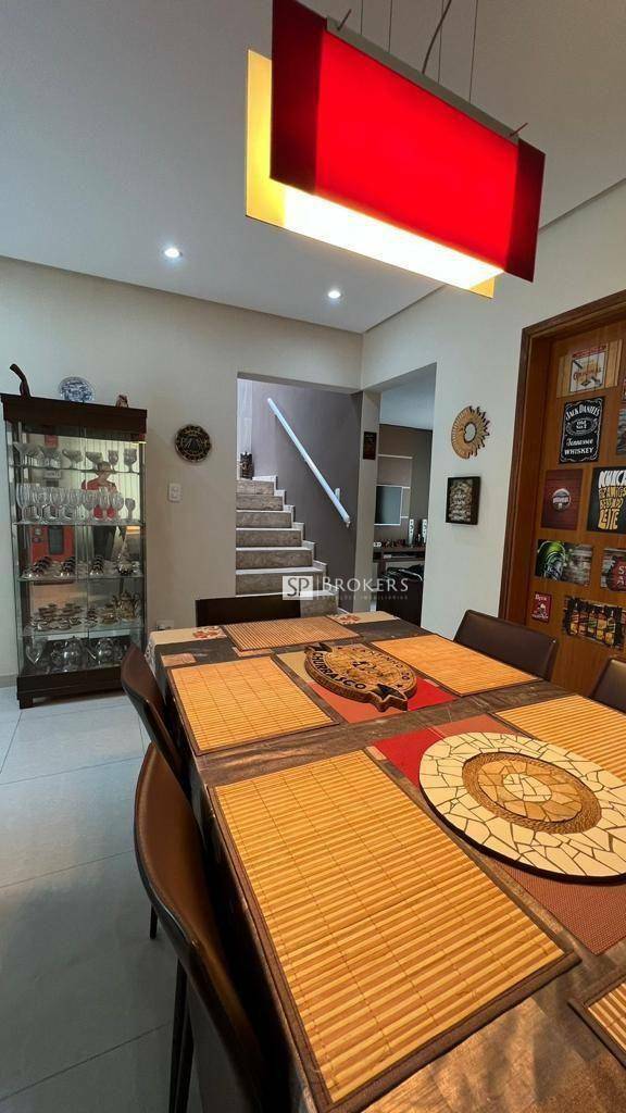 Casa de Condomínio à venda com 4 quartos, 205m² - Foto 5