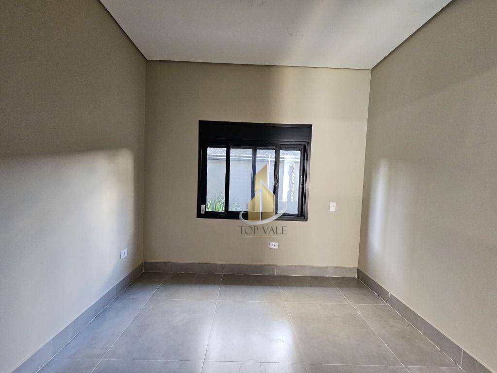 Casa de Condomínio para alugar com 3 quartos, 250m² - Foto 2