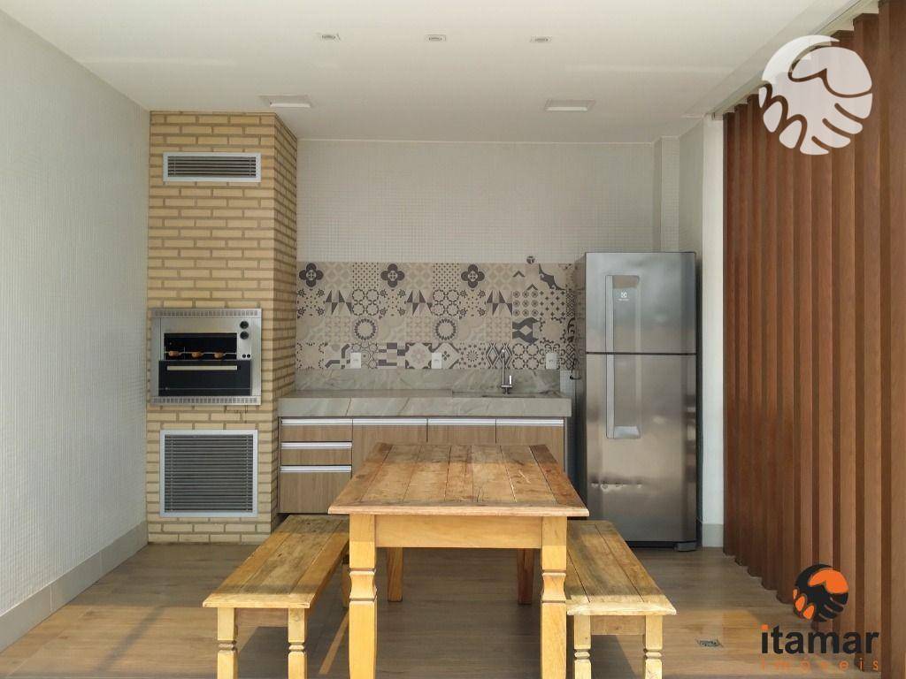 Apartamento para alugar com 2 quartos, 76m² - Foto 24